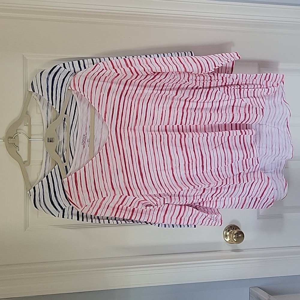 2 Chico Women Shirts (Size 3)